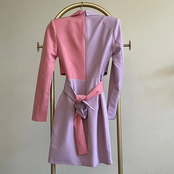 Lavish Alice Colorblock Long Sleeve Cocktail Dress